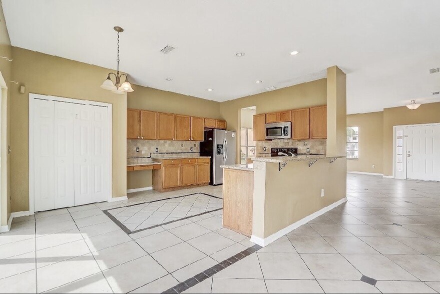 Building Photo - 112 Ivy Brook Ct