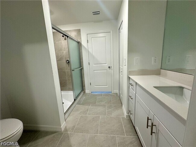 Building Photo - 11812 Cloverly Ln