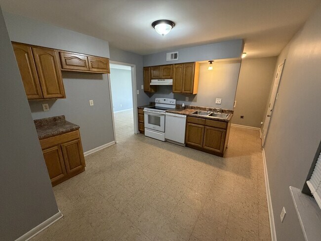 Building Photo - 5440 Flowering Peach Dr