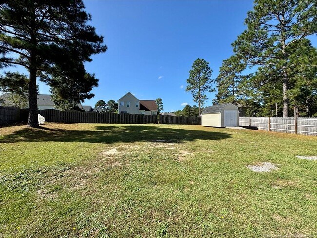 Building Photo - 105 Bluebonnet Oak Ct
