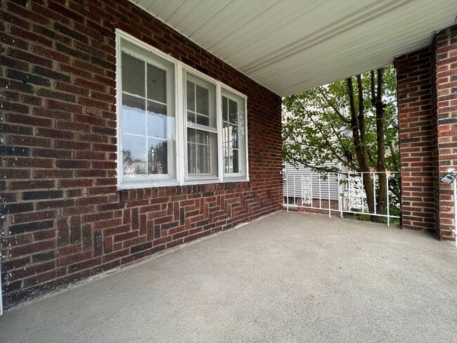 Building Photo - 19277 Dorothy Ave