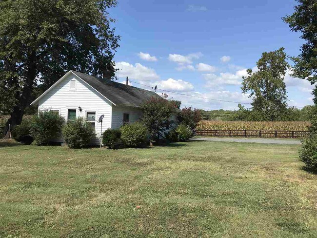 Primary Photo - 83 Whitlock Rd