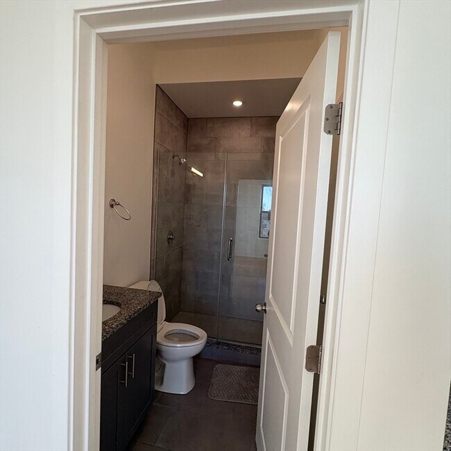 Building Photo - 52 Washington Ave