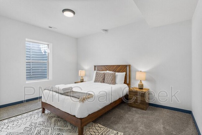 Building Photo - 145 Rudolph Ranch Road