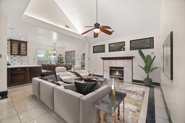 Building Photo - 8506 Regalbrook Dr