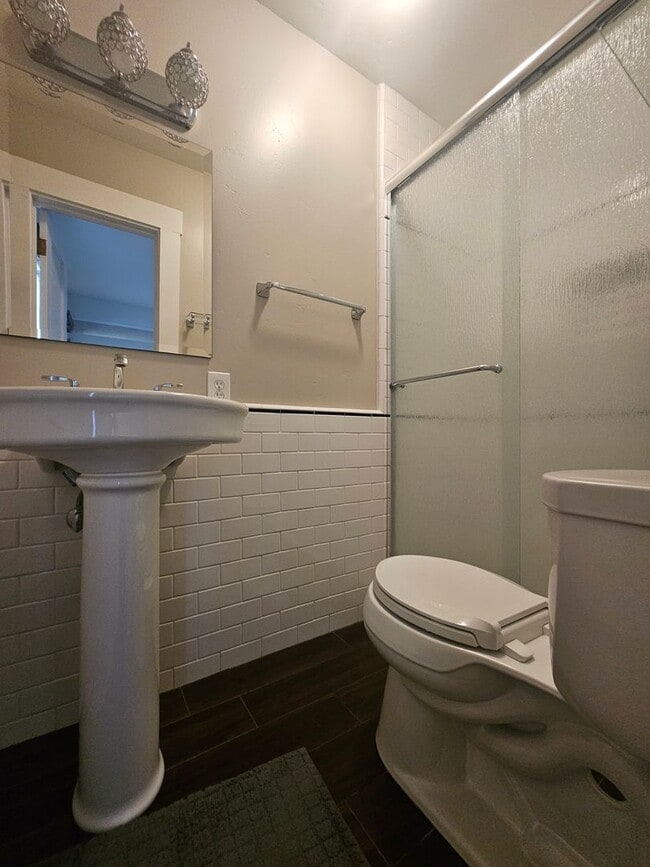 Building Photo - 133 N Tassajara Dr