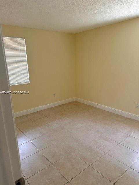Building Photo - 1231 SW 46th Ave