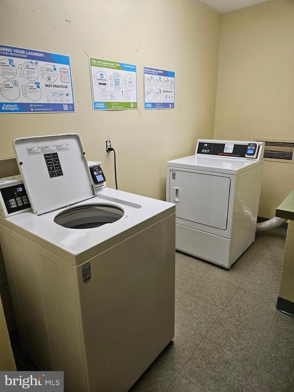 Building Photo - 12 S Van Dorn St