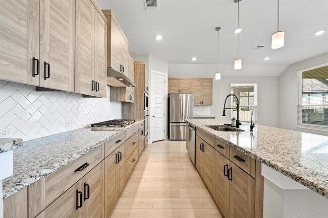 Building Photo - 475 Gamble Dr