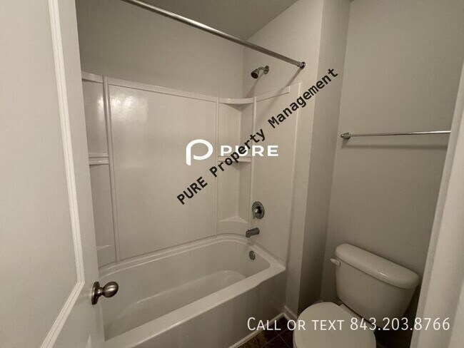 Building Photo - 154 Hickory Ridge Way