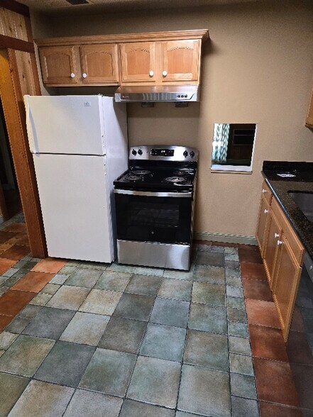 Building Photo - 7300 Boris Ct
