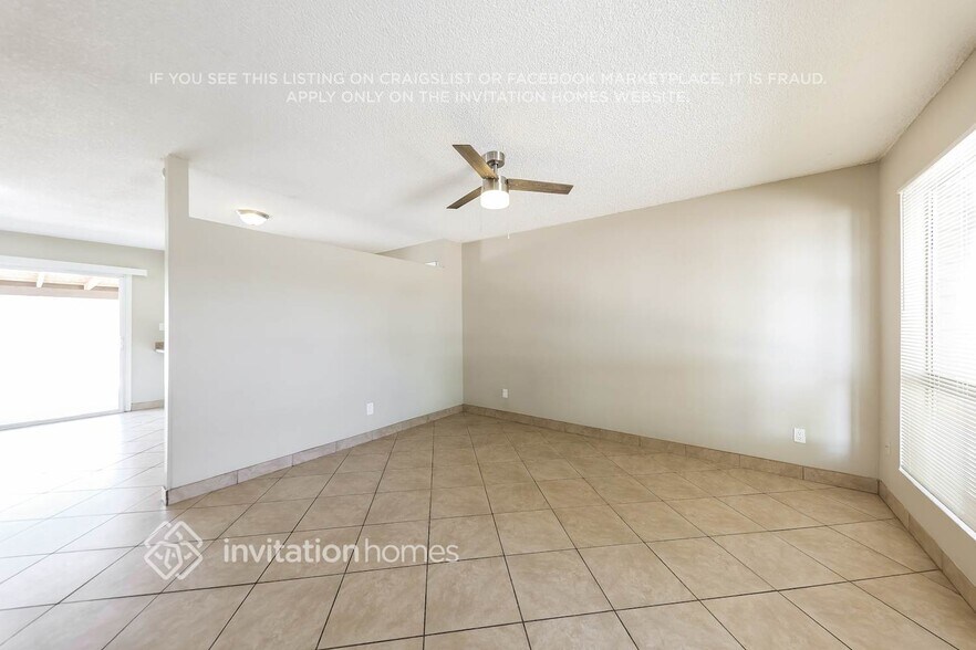 Building Photo - 18401 N 17th Ave