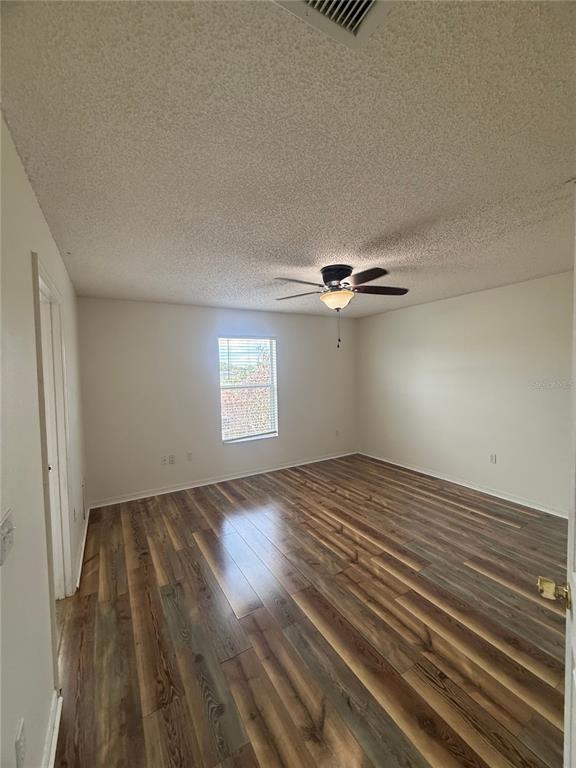 Building Photo - 401 Mallard Way