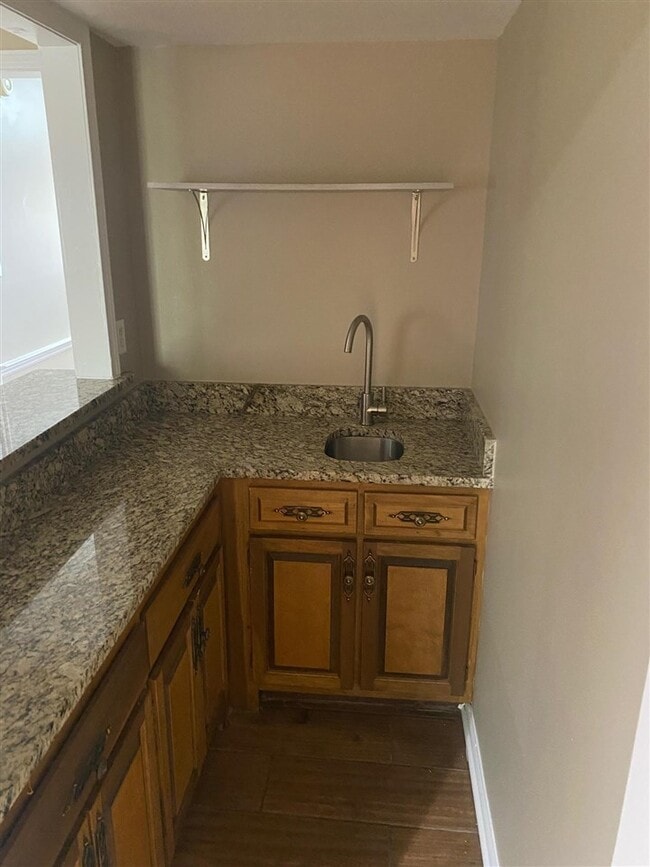 Building Photo - 8817 Tottenham Cove