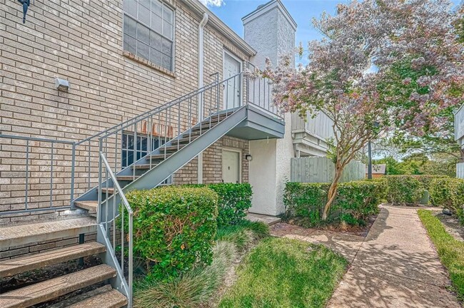 Building Photo - 8787 Brae Acres Rd