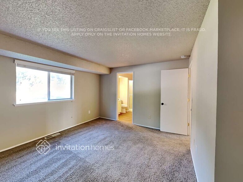 Building Photo - 605 187th St E