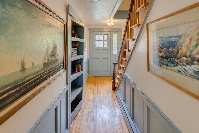 Building Photo - 34 N Shore Rd