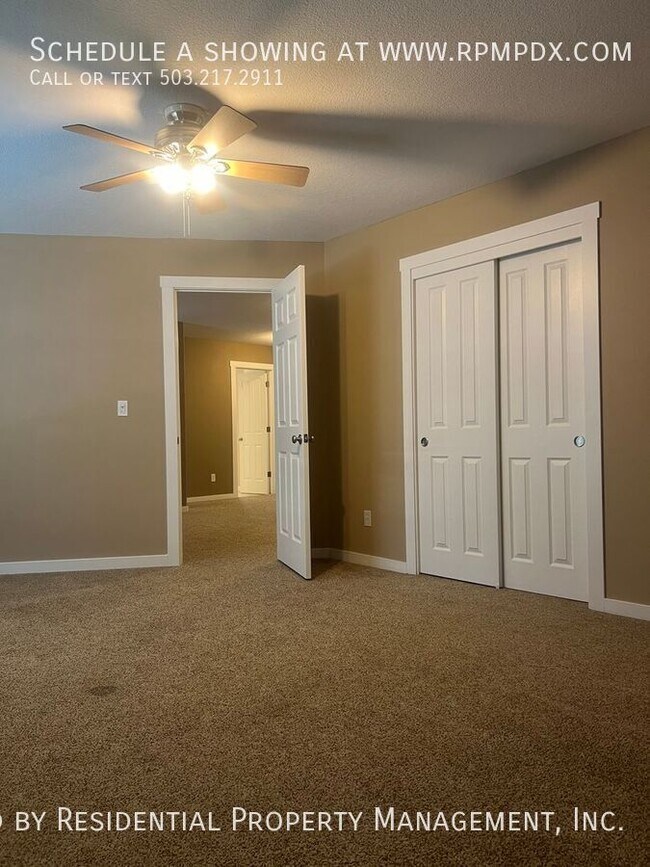Building Photo - 12490 SW Winterview Dr