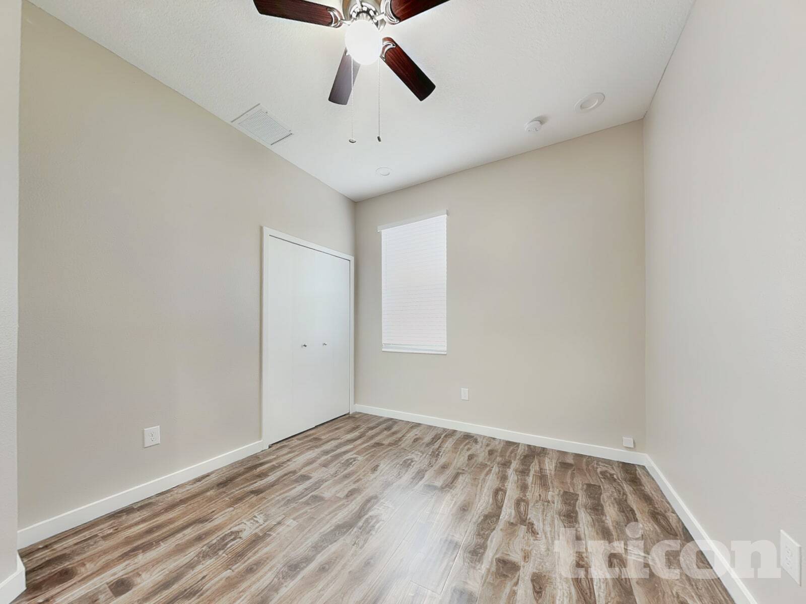 Building Photo - 8118 N Coolidge Ave