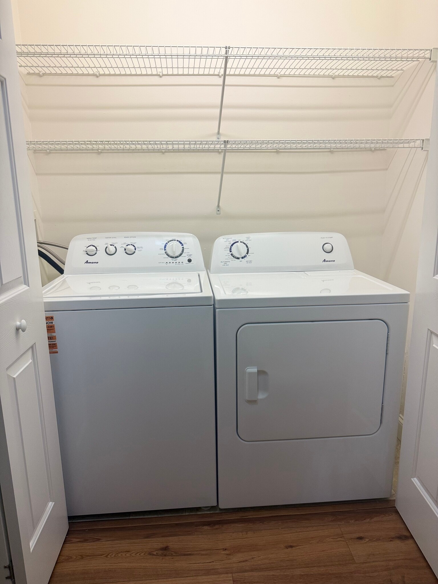 Building Photo - 5 Sally Sweet Way