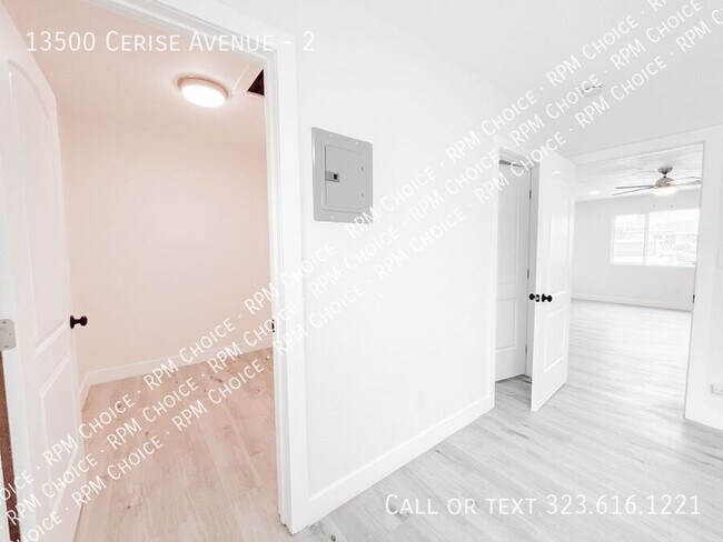 Building Photo - 13500 Cerise Ave