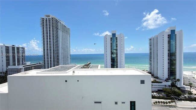 Building Photo - 150 Sunny Isles Blvd