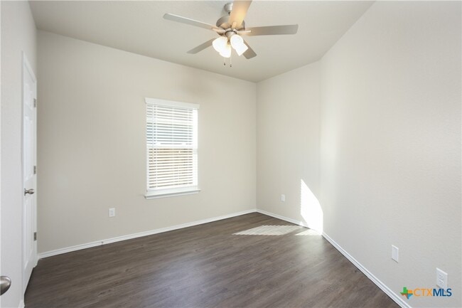 Building Photo - 3428 Scott Cir