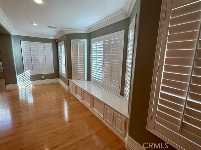 Building Photo - 5243 E Arbor Rd