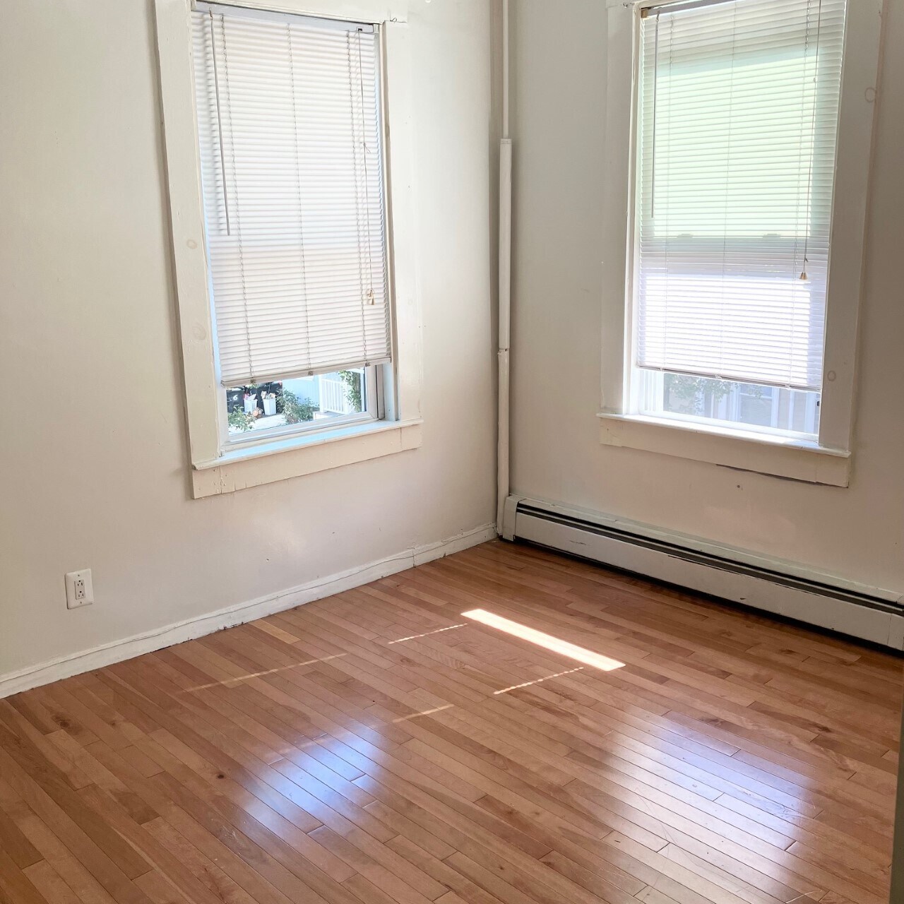 bedroom - 17 Carmel St