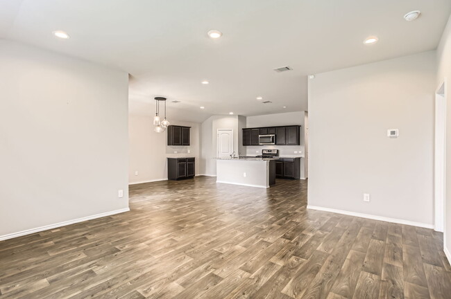 Building Photo - 14607 Blackbrush Mnr