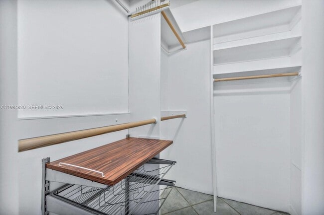 Building Photo - 888 Brickell Key Dr