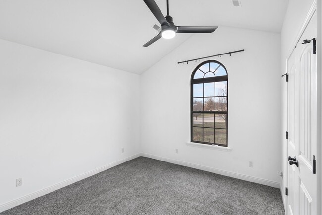 Building Photo - 5004 Whitefish Ct