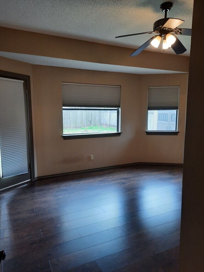 Building Photo - Solar-Powered Pflugerville Property - Lots Of Room and Backyard Living