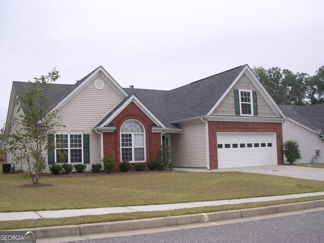 Building Photo - 3230 Kylay Ct NE