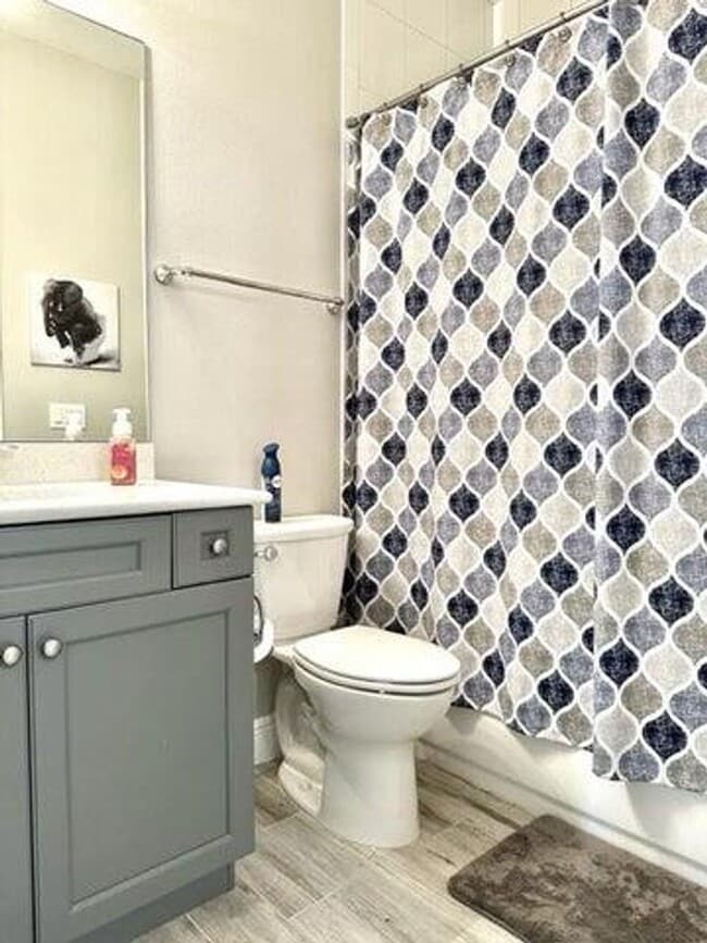 Building Photo - Annual Rental in Port St Lucie