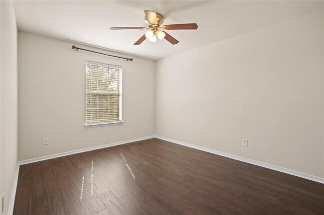 Building Photo - 25810 Westbourne Dr