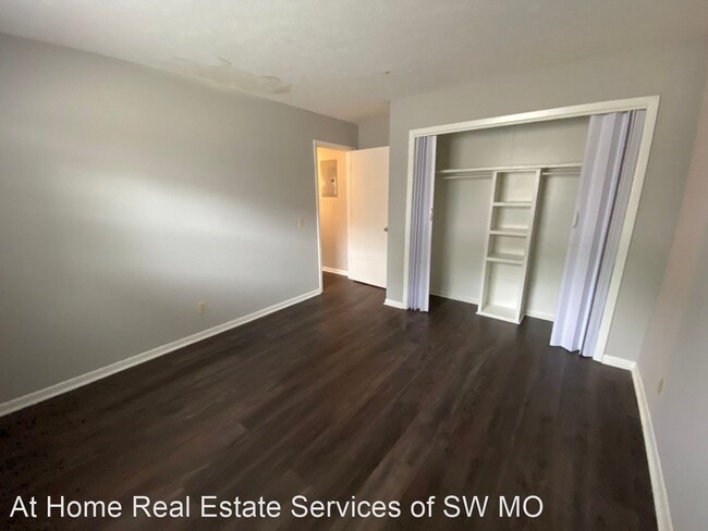 Building Photo - 851-857 S Crutcher Ave