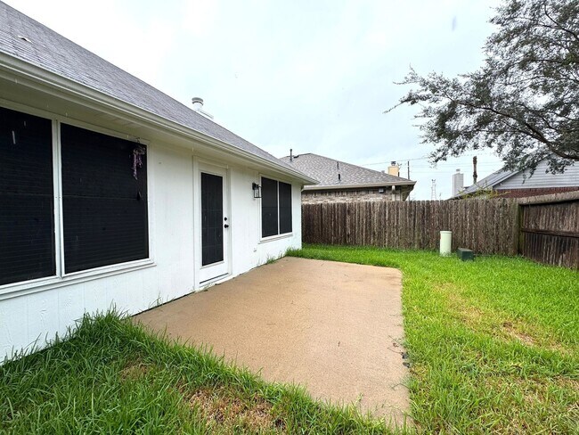 Building Photo - 3265 Jessica Ct