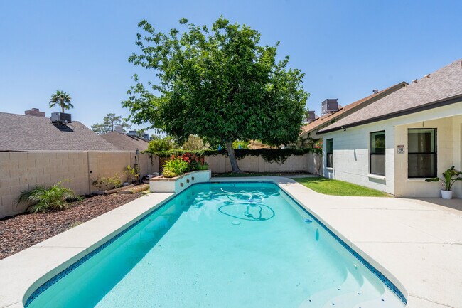 Building Photo - 4113 W Cielo Grande