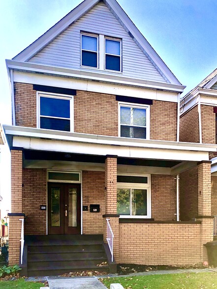 Building Photo - 539 Forest Ave