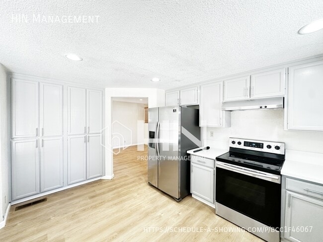 Building Photo - 418 Moretti Ln