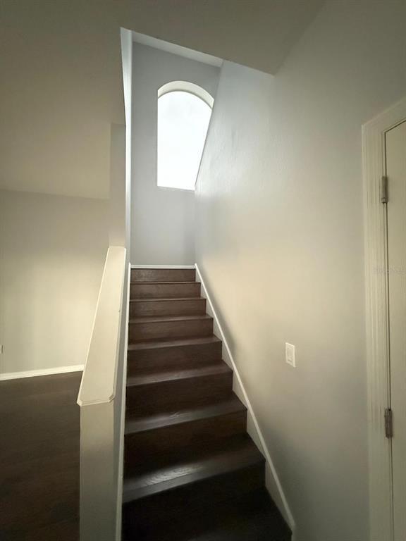 Building Photo - 14116 Entrada Dr