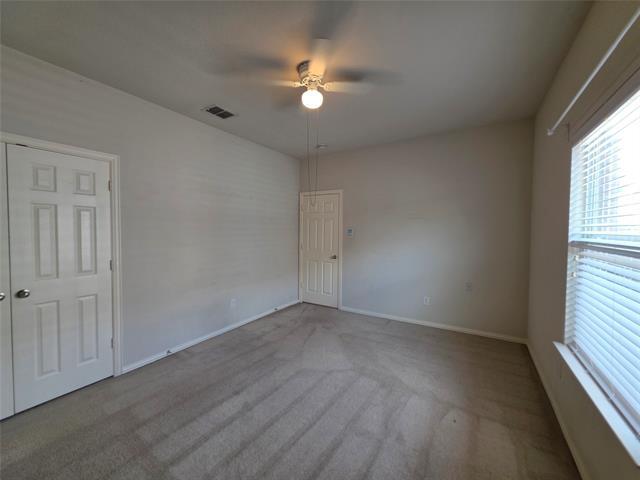 Building Photo - 6000 Mariposa Dr