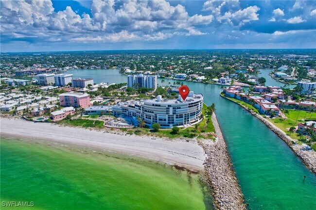 Building Photo - 2357 Gulf Shore Blvd N