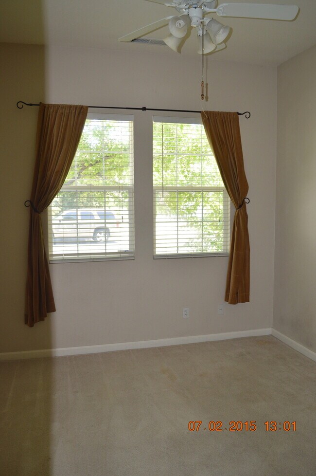 Building Photo - 7439 Earlsmoore Dr