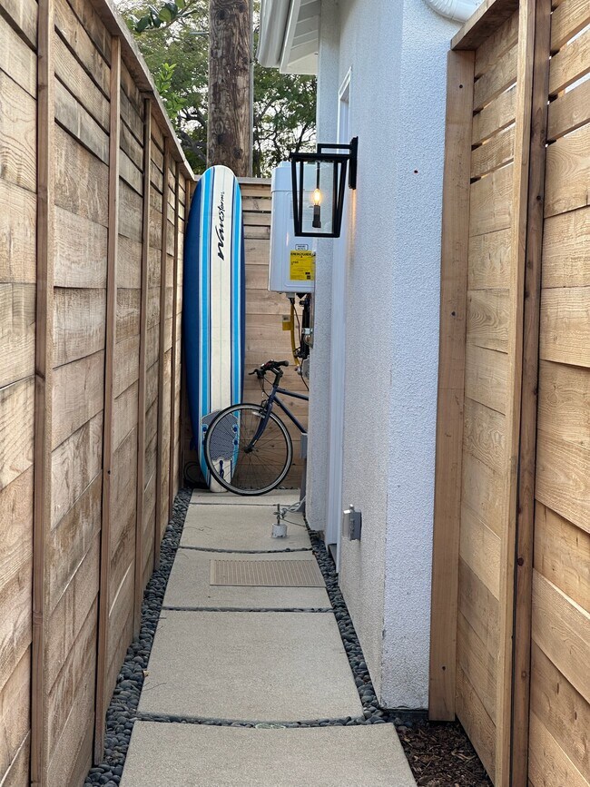 Building Photo - 4067 Michael Ave