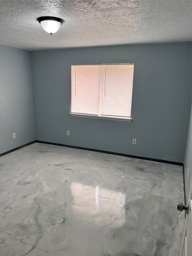 Building Photo - 16631 Gold Ridge Ln