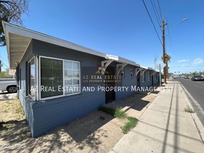 Primary Photo - 1036 N 16th St