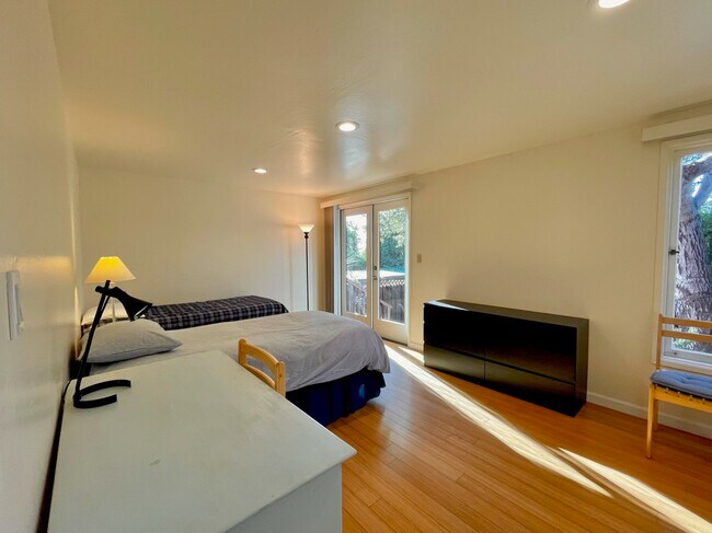 Lower Bedroom #1 (2 of 3) - 1216 Spruce St