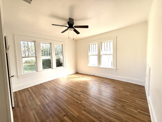 Building Photo - 316 K St SW